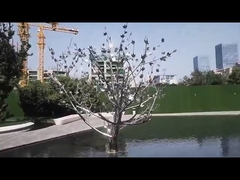 Escultura de acero inoxidable